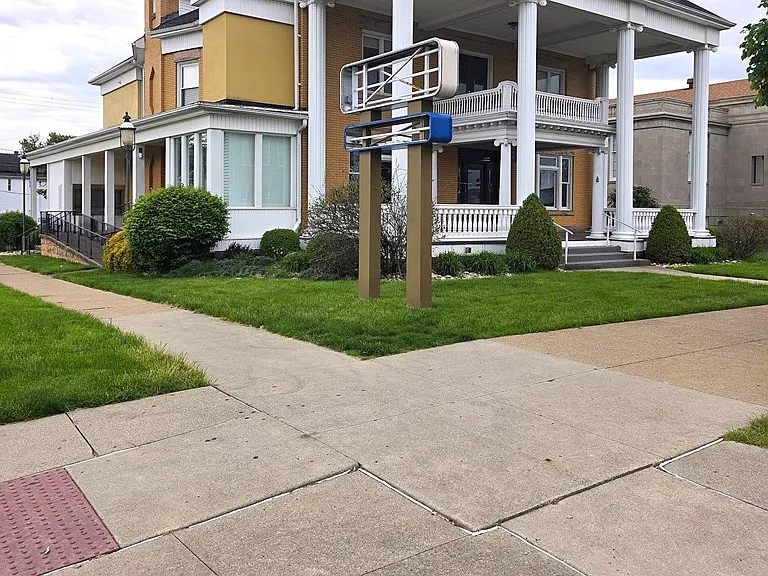 650 Main St — Photo 14