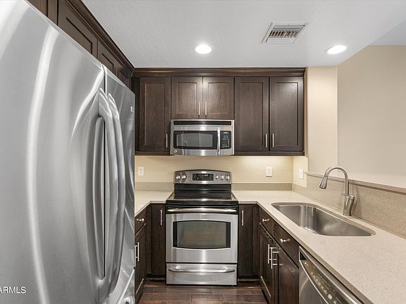 2nd image of 815 E ROSE Lane #102