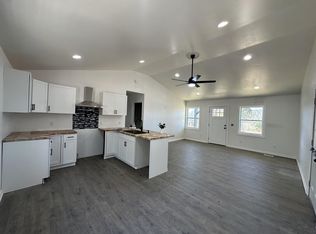 1233 McGee Rd, Decaturville, TN 38329