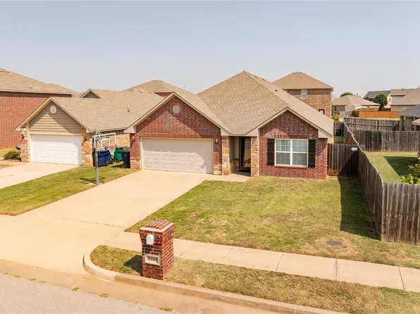 9209 NW 71st St, Yukon, OK 73099
