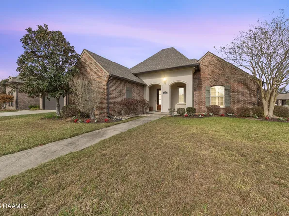 100 Clearwater Dr, Broussard, LA 70518