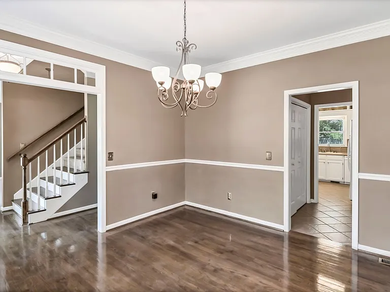 1100 Woodtree Ct — Photo 17