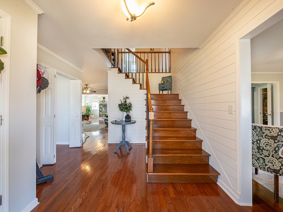 111 Lake Hills Rd Tullahoma TN Zillow