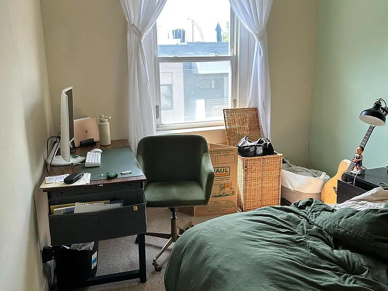 601 N 4th St #6 — Photo 5