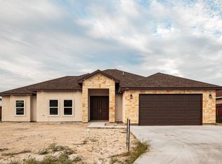 106 Sitting Bull Ln, Del Rio, TX 78840
