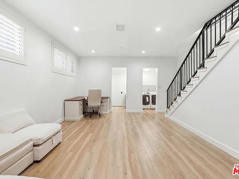 324 S Elm Dr #101 — Photo 24