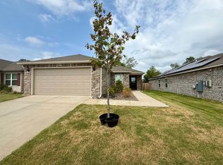 8609 Westwood Creek Dr, North Little Rock, AR 72113