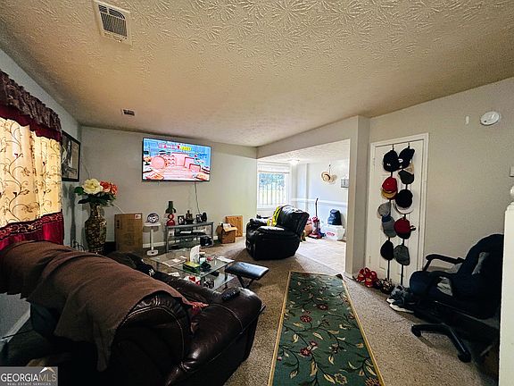 3rd image of 1140 Forest Villa Dr NW