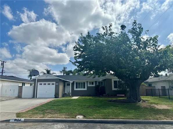 6124 N Fairvale Dr, Azusa, CA 91702