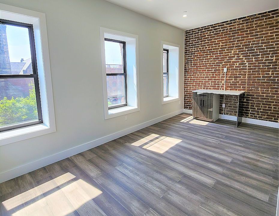 1st image of 239 Lenox Ave #3