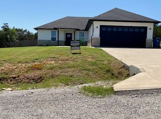 4820 Elizabeth St, Granbury, TX 76048