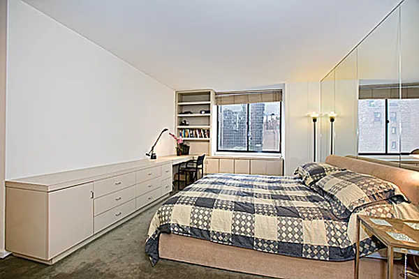 Sold by Trump International Realty | media 9