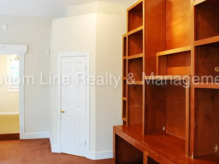 7800 Ocala Rd #B — Photo 9
