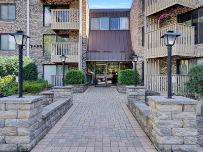 9400 Old Cedar Ave S APT 211, Bloomington, MN, 55425