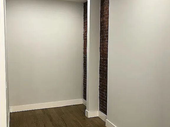 5th image of 2038 5th Ave APT 4F