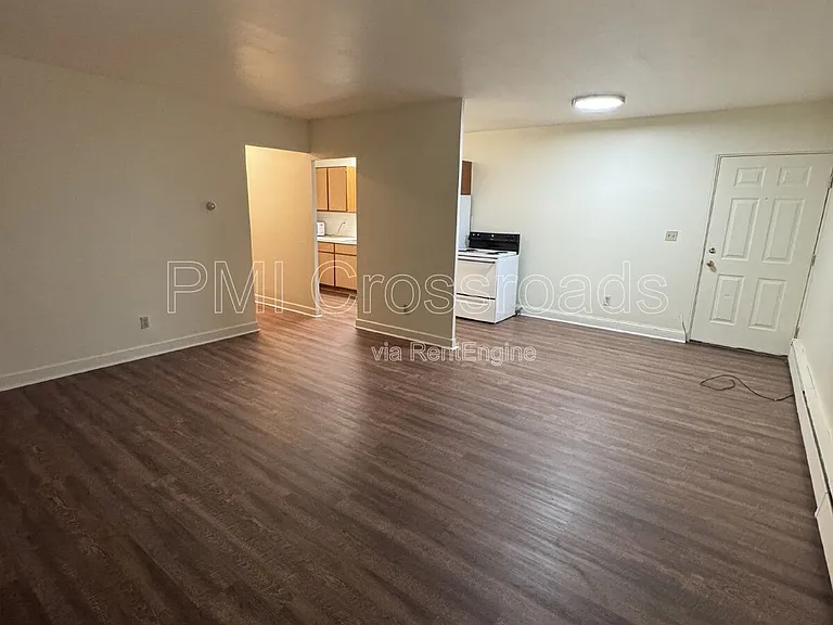 2323 Newton St #20 — Photo 12