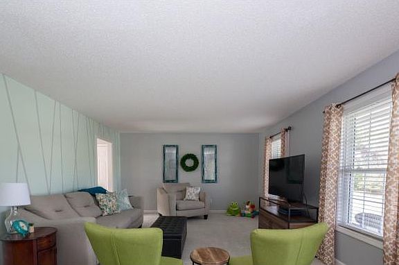 5th image of 306 Ova Edwards Ct