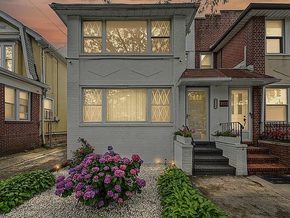 4th image of 3121 Avenue