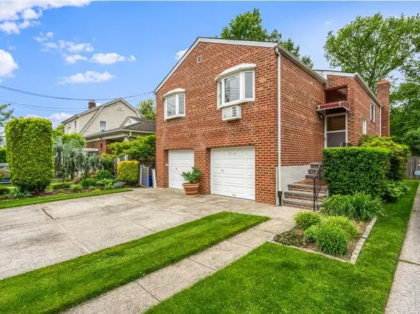 3226 165th Street, Flushing, NY 11358