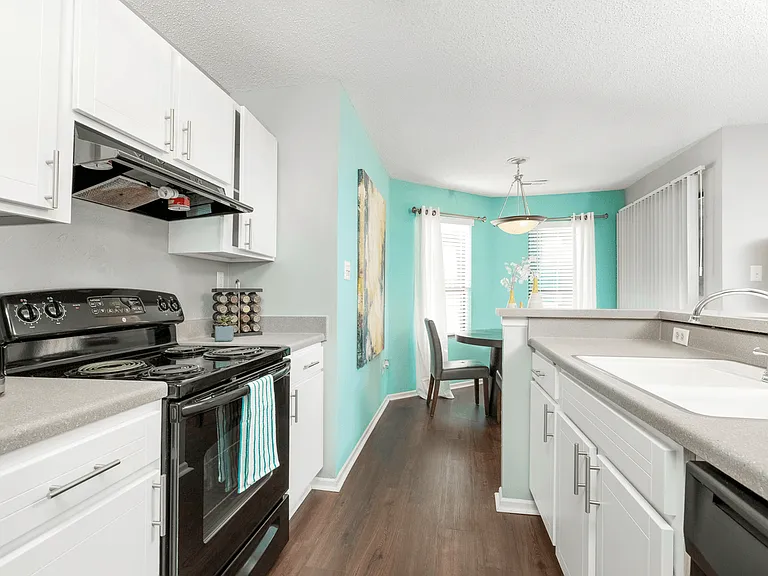 7916 Harris Hill Ln — Photo 90