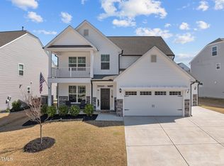 518 Hampton Crest Ct, Fuquay Varina, NC 27526
