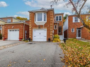 20 Jonathan Gate, Vaughan, ON L4J 5K3
