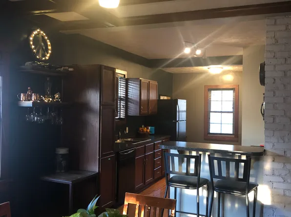 860 N 29th St, Lincoln, NE 68503