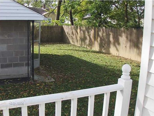 2nd image of 1004 Camden Ave