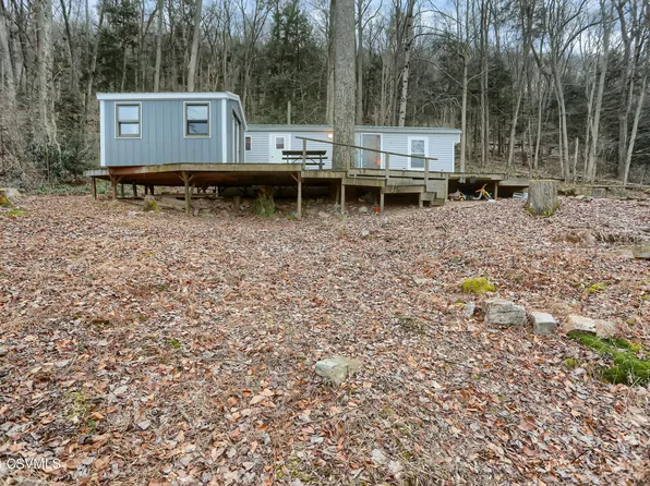 4185 Canada Dr, Millmont, PA 17845