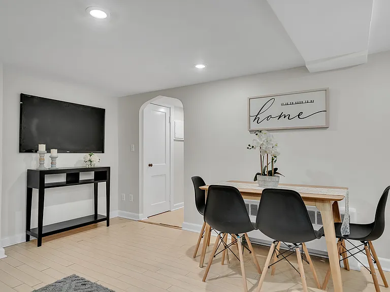 12 Shepard St #A — Photo 6