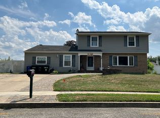 560 Sherrington Ln, Runnemede, NJ 08078