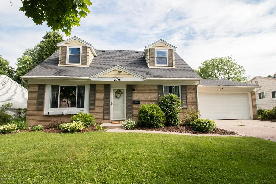 2701 Tulane Dr photo 1