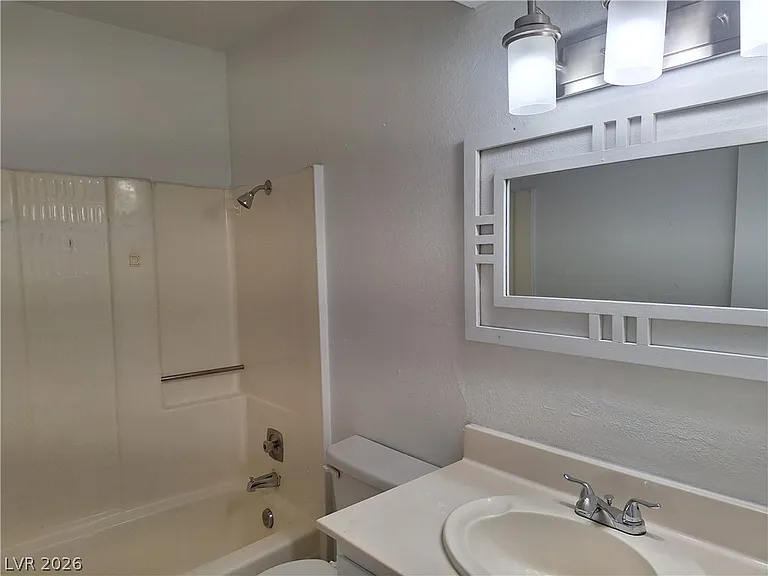 1446 Garden Cir #C — Photo 5