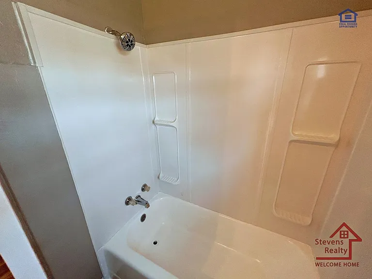 2323 NW Bell Ave — Photo 14