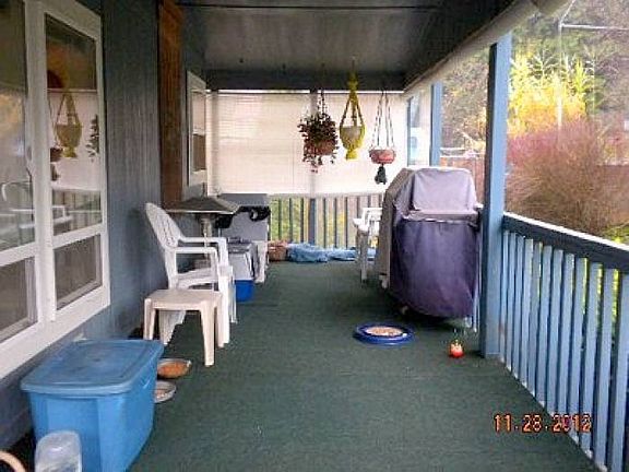 Front covered deck