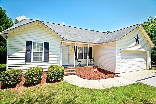 1st image of 383 Brookfield Dr