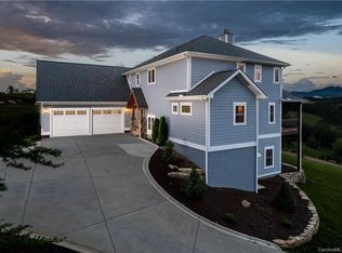 29 Gracie Ln, Weaverville, NC 28787