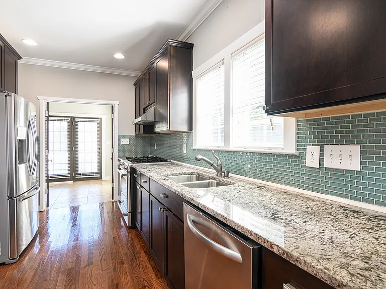 327 Mill Rd — Photo 12