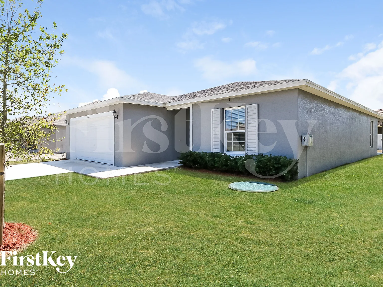 4 bed, 2.0 bath, 1833 sqft, $2,220 — Photo 3