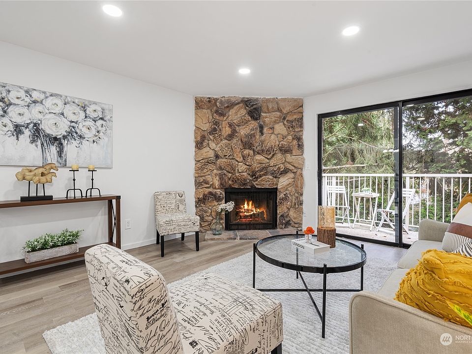 1st image of 9906 NE 124th Street #1110