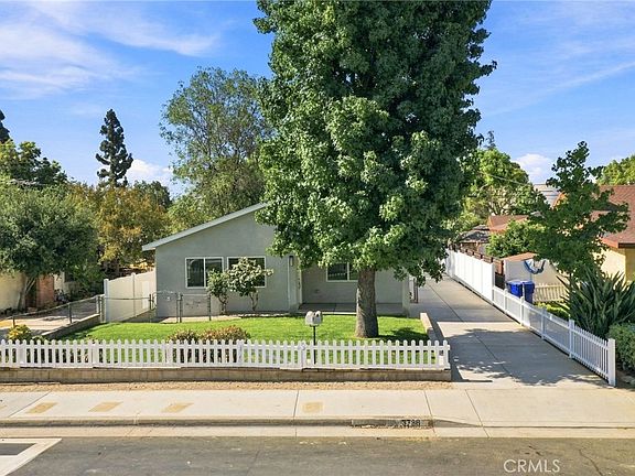 2nd image of 3738 Blanche St