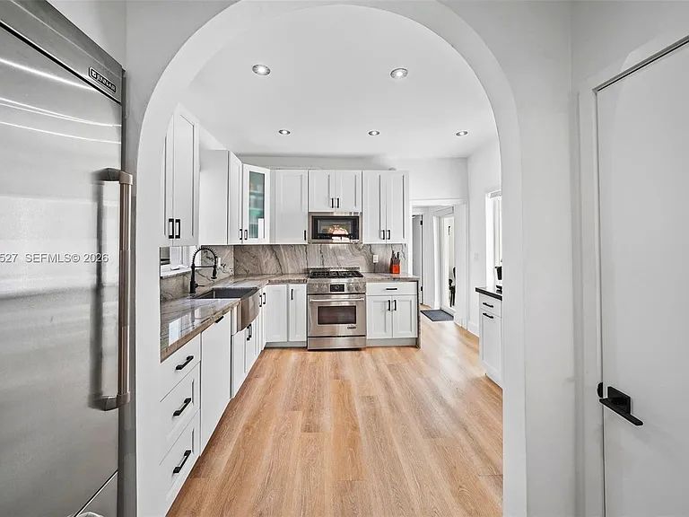 5237 La Gorce Dr — Photo 11