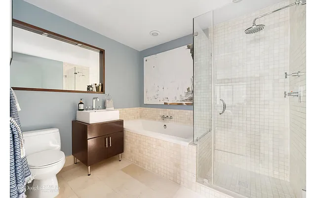 Sold by Douglas Elliman | media 20