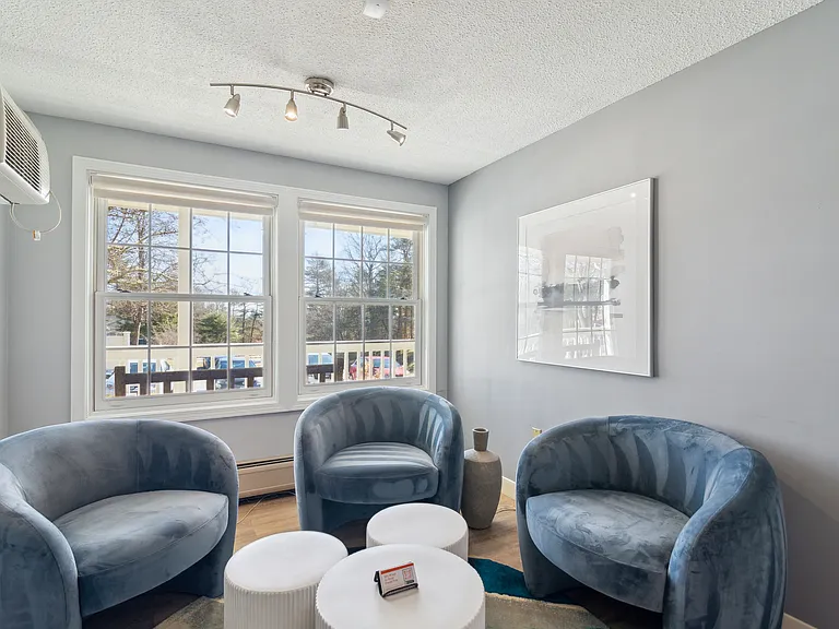 Mariner's Hill Apartments — Photo 8