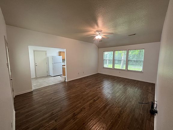 3rd image of 10622 Royal Cavins Dr