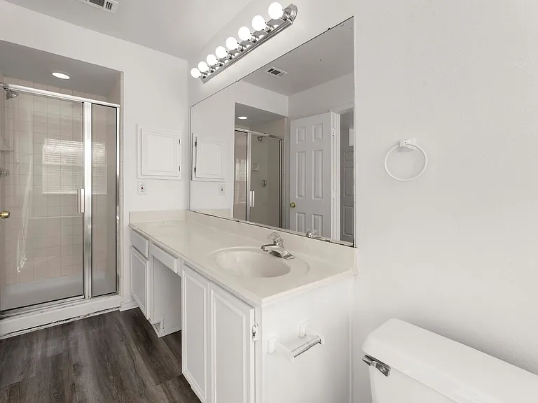 3709 Martha Ln — Photo 14