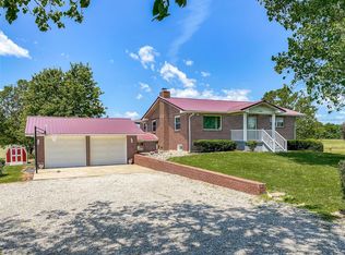 1901 Tower Rd, Lebanon, MO 65536