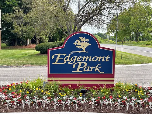 Edgemont Park Townhomes Photo 1