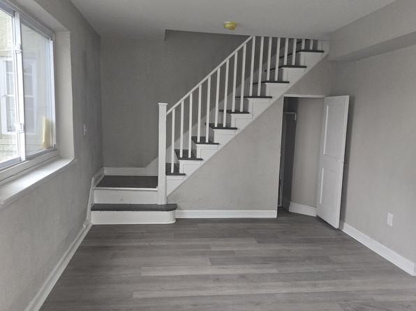 607 W Maple Ave APT 7