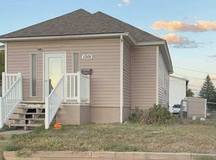 1301 S 5th St #A, Laramie, WY 82070